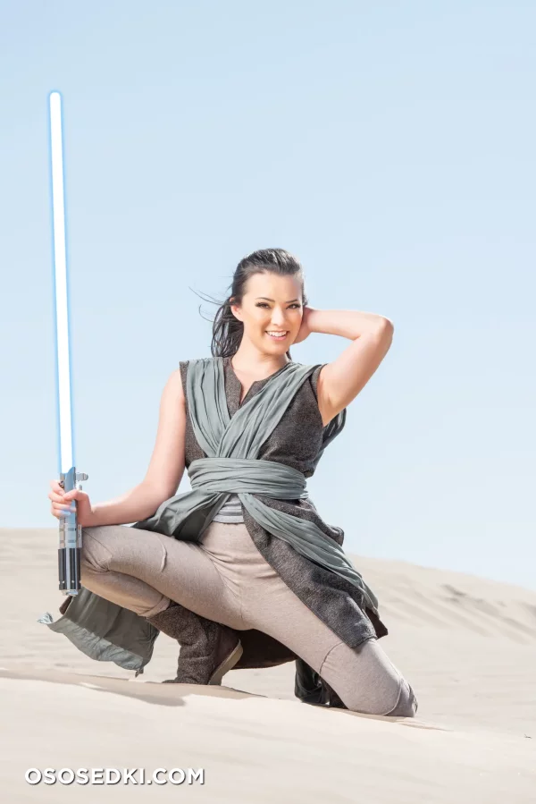 Joanie Brosas - Rey - Star Wars - 12