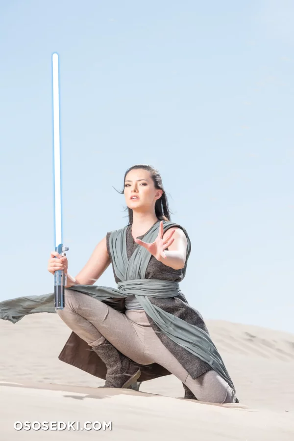 Joanie Brosas - Rey - Star Wars - 15