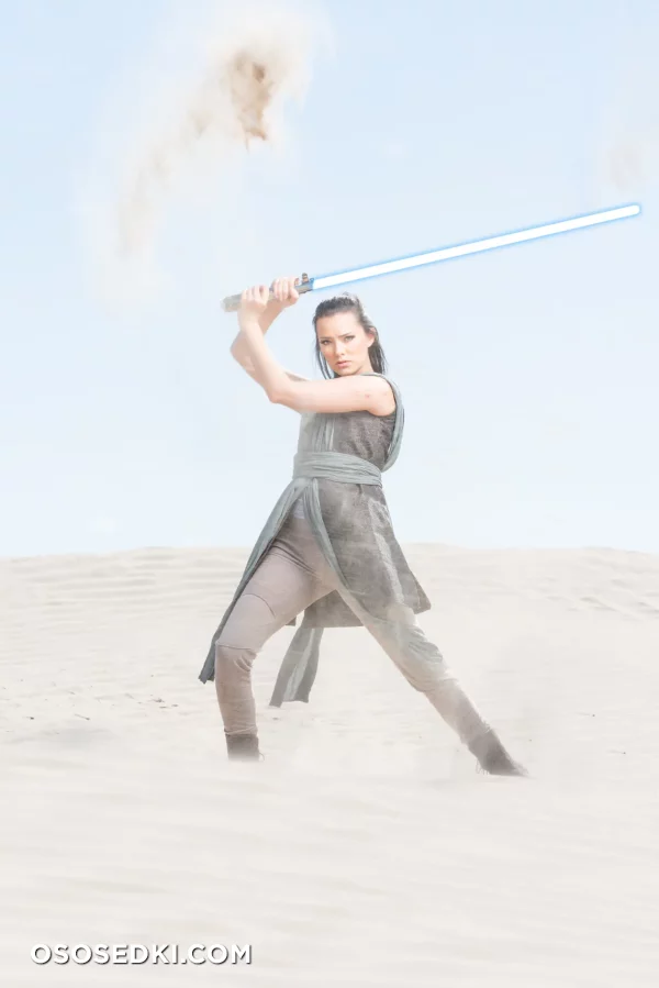 Joanie Brosas - Rey - Star Wars - 3