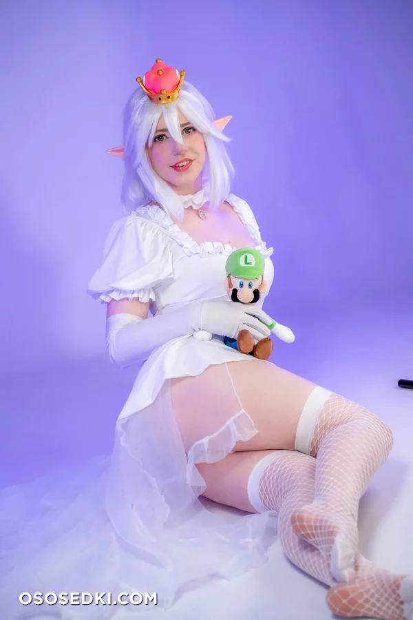 Ellie Skywalker - Super Crown Boo - Super Mario Brothers | Super Mario Bros. - 8