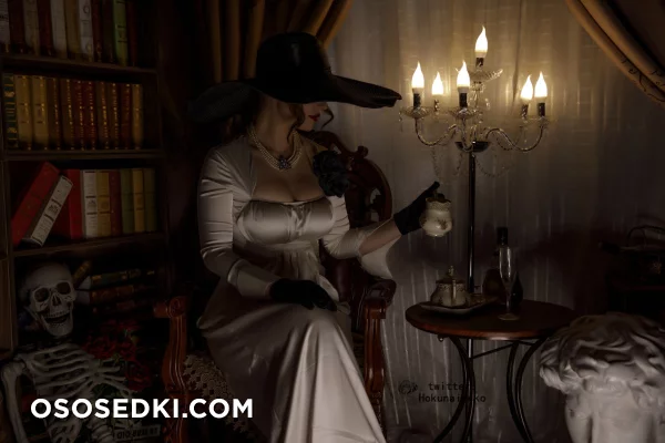 Hokunaimeko - Alcina Dimitrescu - Resident Evil | Biohazard - 15