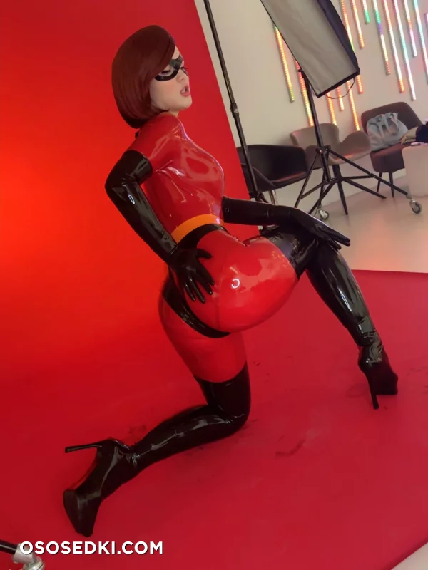 Lada Lyumos - Helen Parr | Elastigirl - The Incredibles - 6