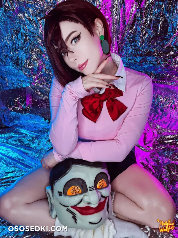 Molly Red Wolf - Momo Ayase - Dandadan - 6