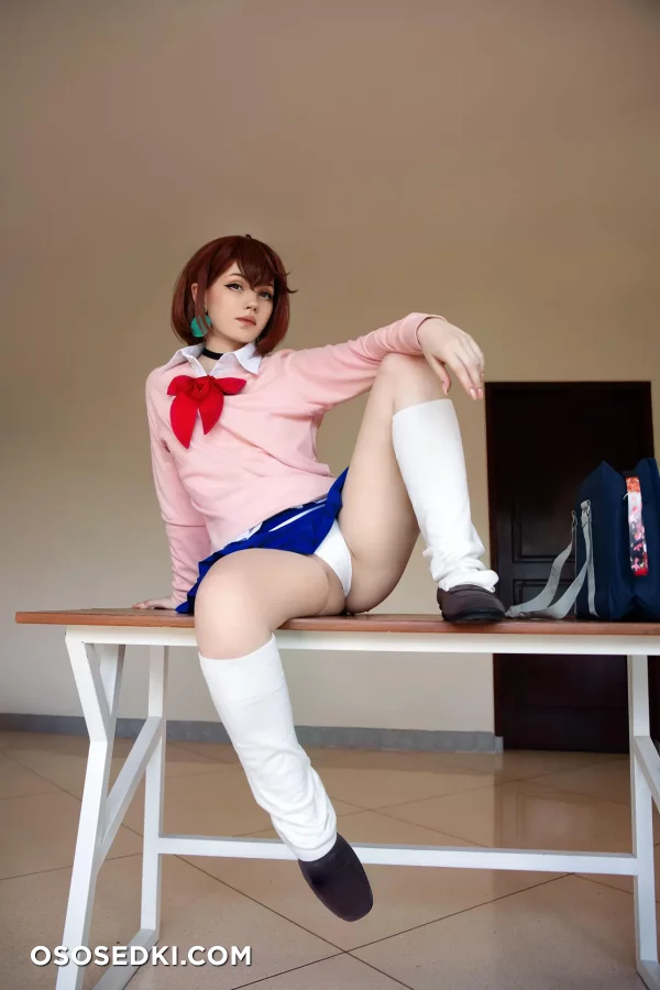 Caticornplay - Momo Ayase - Dandadan - 29