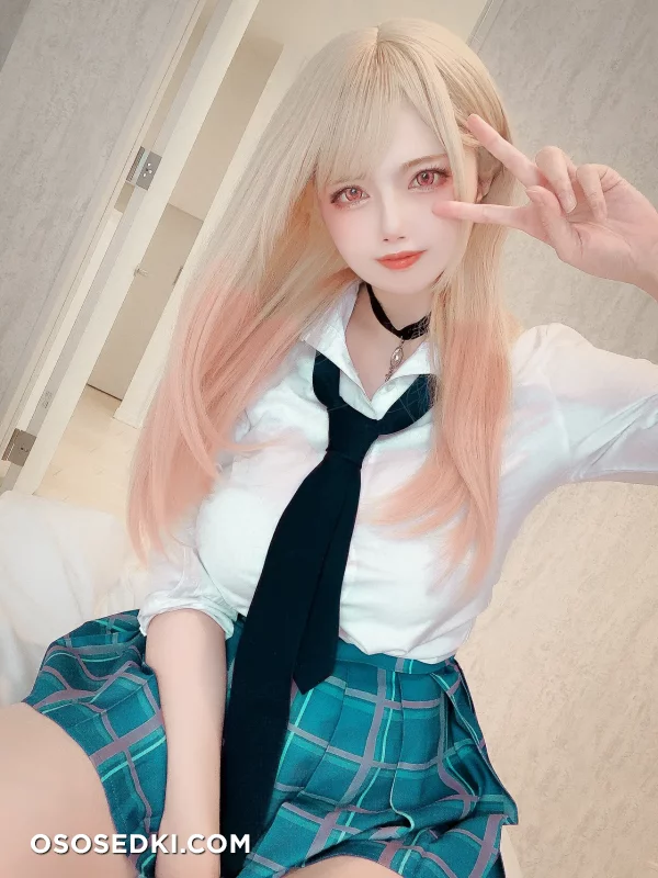 Uri - Marin Kitagawa - Sono Bisque Doll Wa Koi O Suru | My Dress-up Darling - 24
