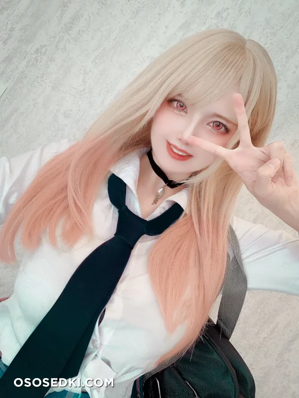 Uri - Marin Kitagawa - Sono Bisque Doll Wa Koi O Suru | My Dress-up Darling - 33