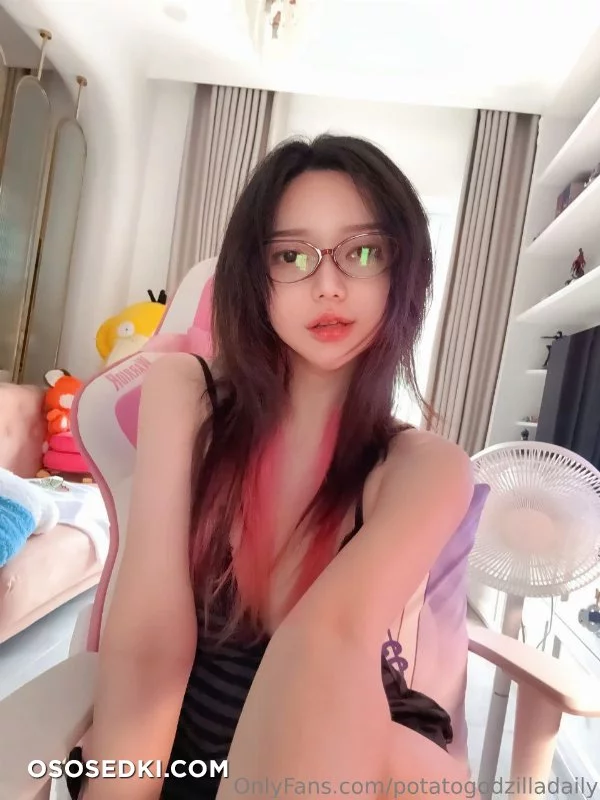 Potato Godzilla - OnlyFans Nude May 1-31 2025 - 18