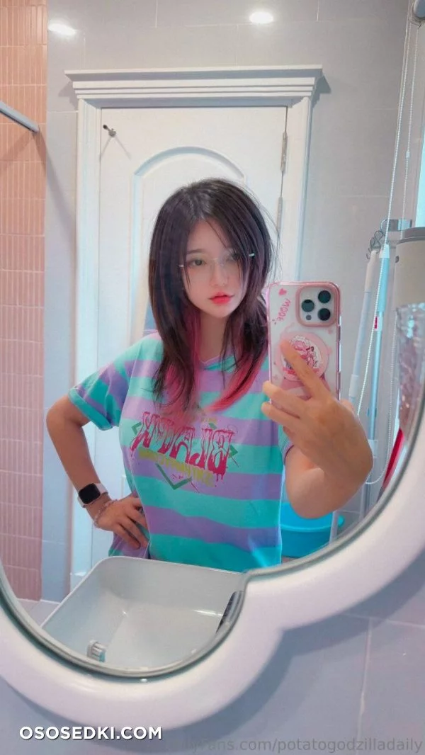 Potato Godzilla - OnlyFans Nude May 1-31 2025 - 8