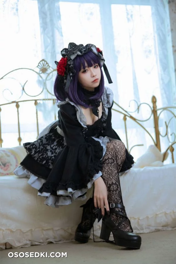 G44 - Shizuku amp Marin Sono Bisque Dollw - 12