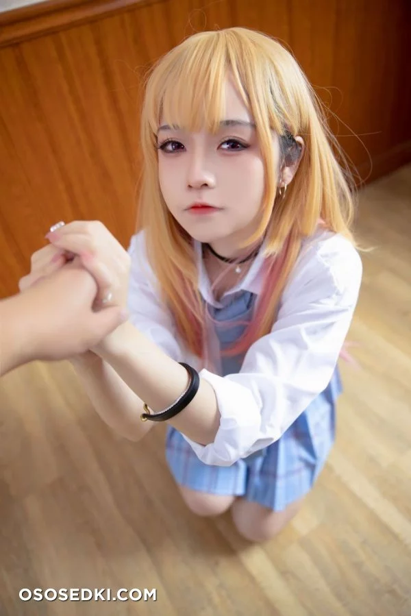 G44 - Shizuku amp Marin Sono Bisque Dollw - 32