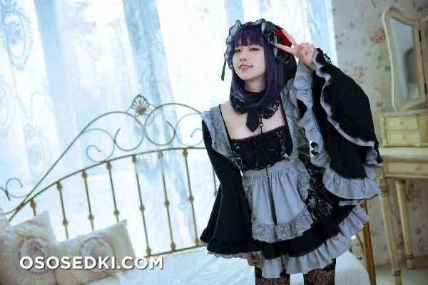 G44 - Shizuku amp Marin Sono Bisque Dollw - 9