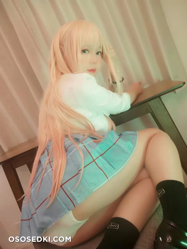 Nikumikyo - Marin Kitagawa - Sono Bisque Doll Wa Koi O Suru  My Dress-up Darling - 3