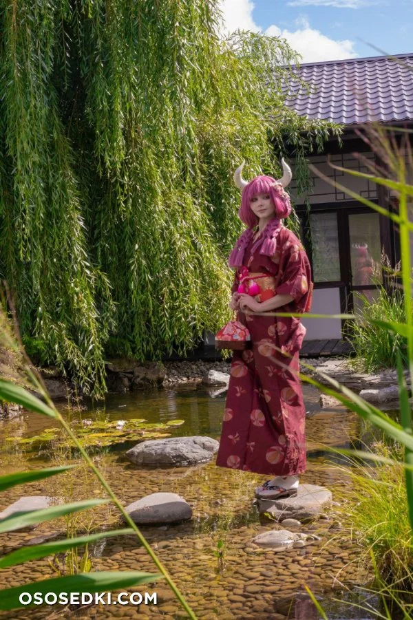Tsuki Desu - Aura Sou Sou No Frieren - 5