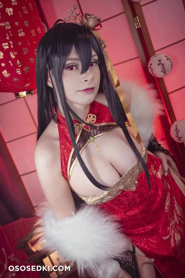 Miih Cosplay - Taihou - Azur Lane - 6
