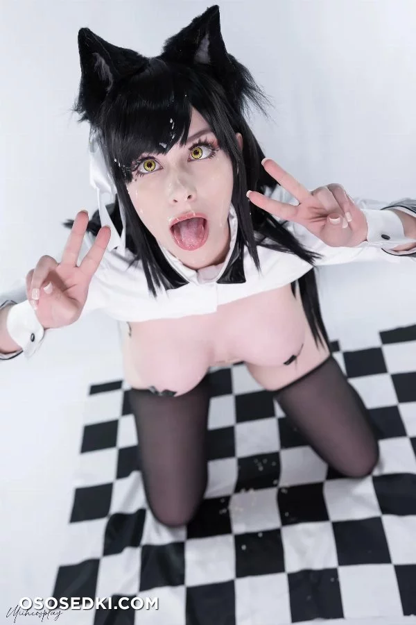 Miih Cosplay - Atago - Azur Lane - 99