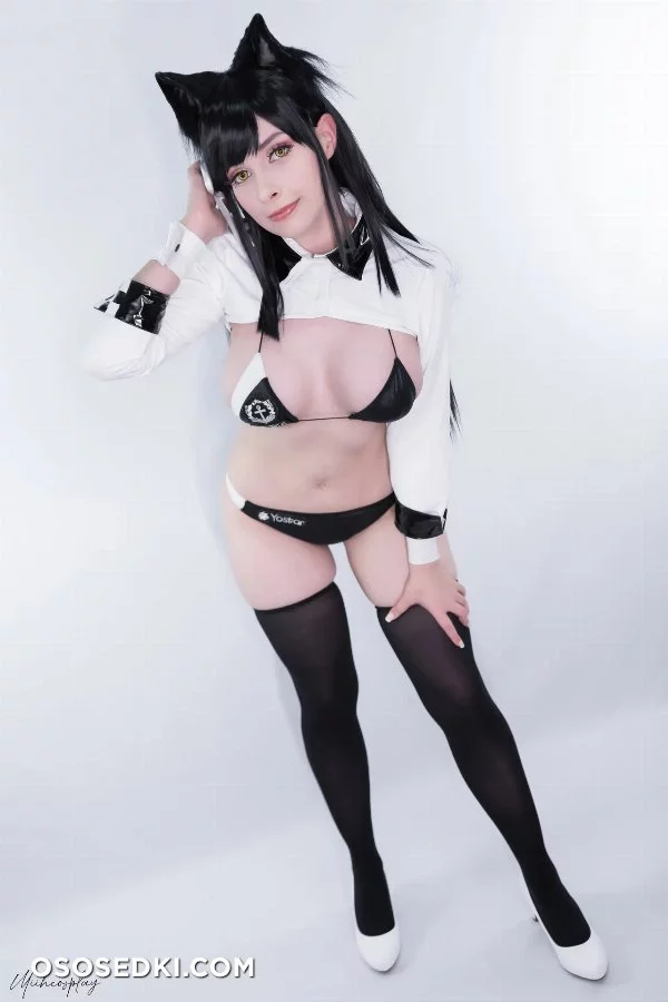 Miih Cosplay - Atago - Azur Lane - 12