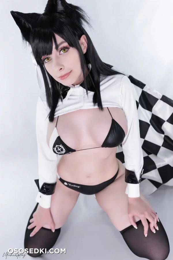 Miih Cosplay - Atago - Azur Lane - 33
