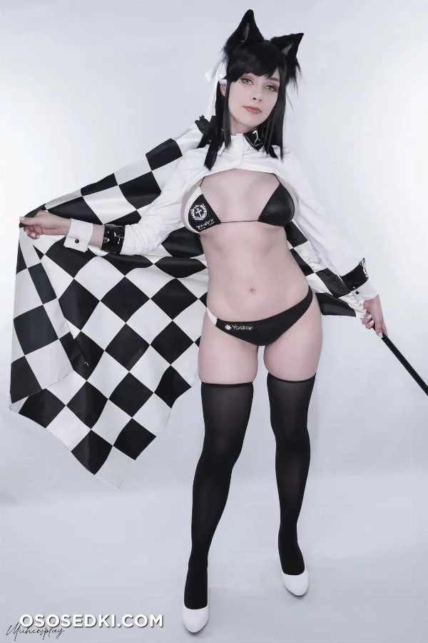 Miih Cosplay - Atago - Azur Lane - 4