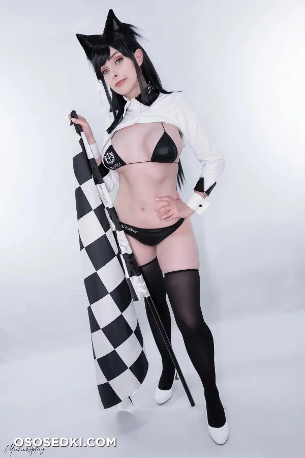 Miih Cosplay - Atago - Azur Lane - 6