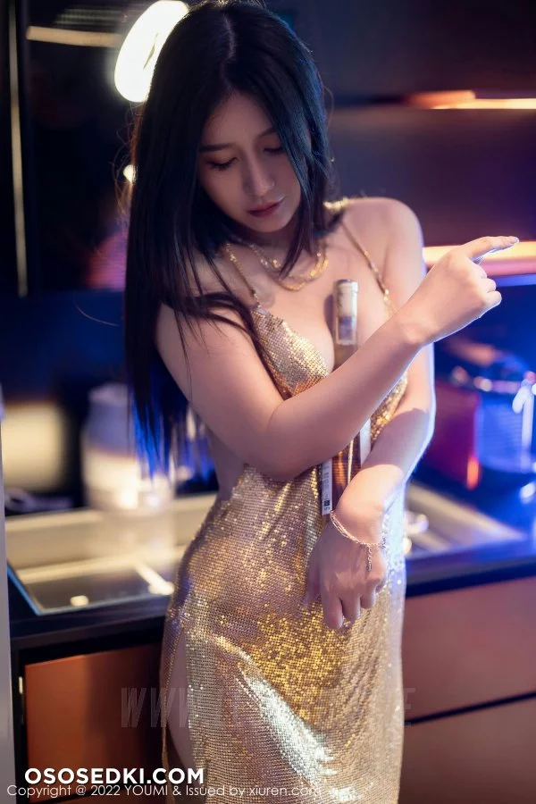 YOUMI 尤蜜荟 Vol.823 闪亮吊带裙 laura阿姣 第二套写真1[61P] - 7