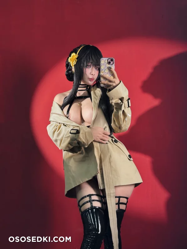 Umeko J - Yor Forger - Spy X Family - 81