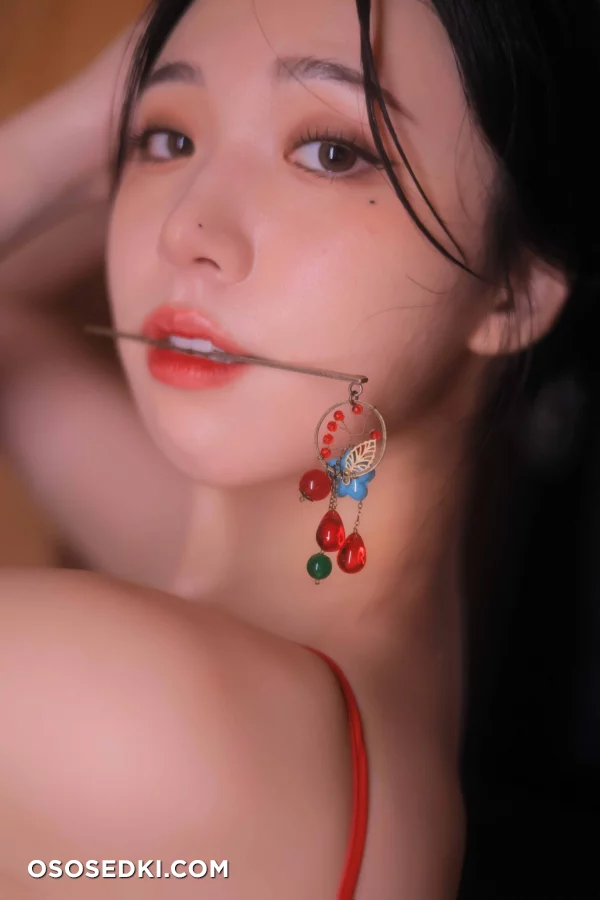 Yeon Woo - HEAT - 3
