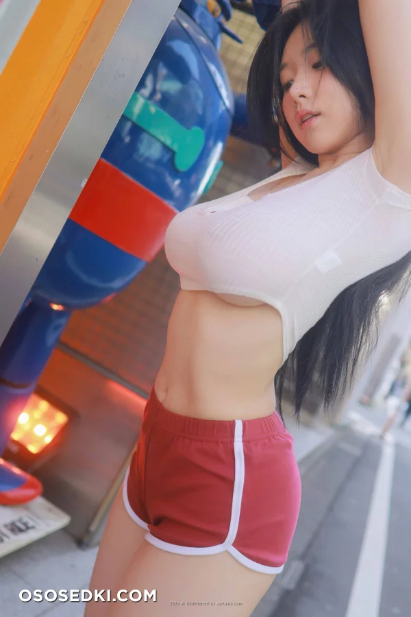 Yeon Woo - In Tokyo - 7