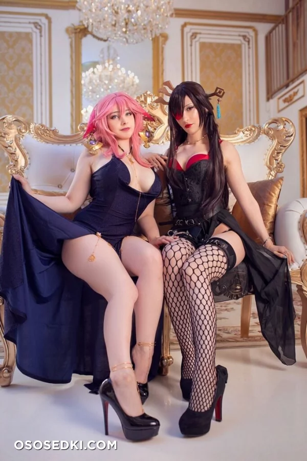 Mikomi Hokina & Yuzu Pyon – Yae Miko Dress & Beidou Dress - 12