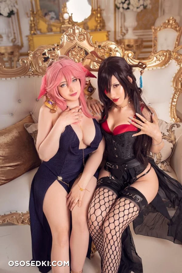 Mikomi Hokina & Yuzu Pyon – Yae Miko Dress & Beidou Dress - 18