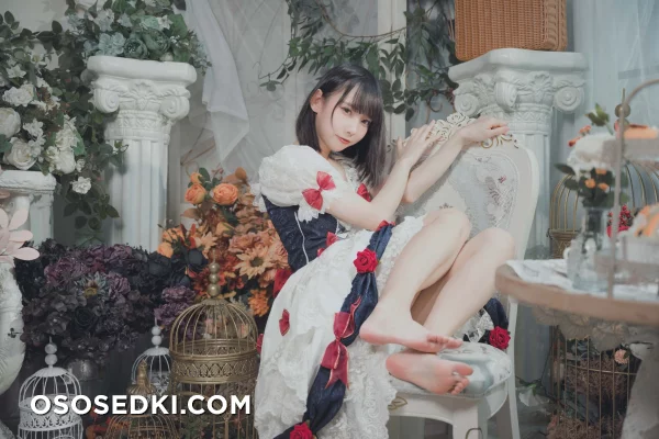 Azuki - patreon aug - 4