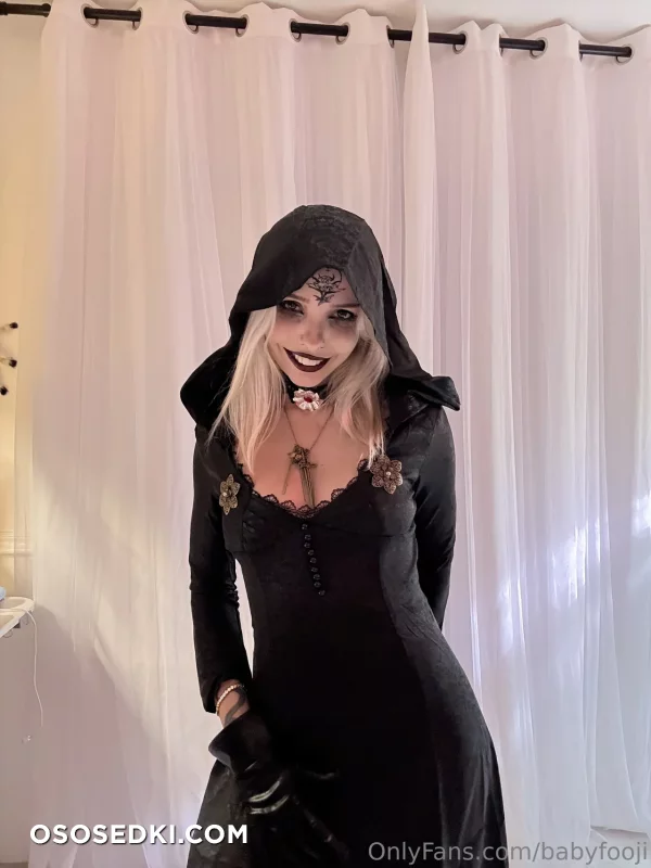 Peachtot  Babyfooji - Bela Dimitrescu - Resident Evil  Biohazard - 22