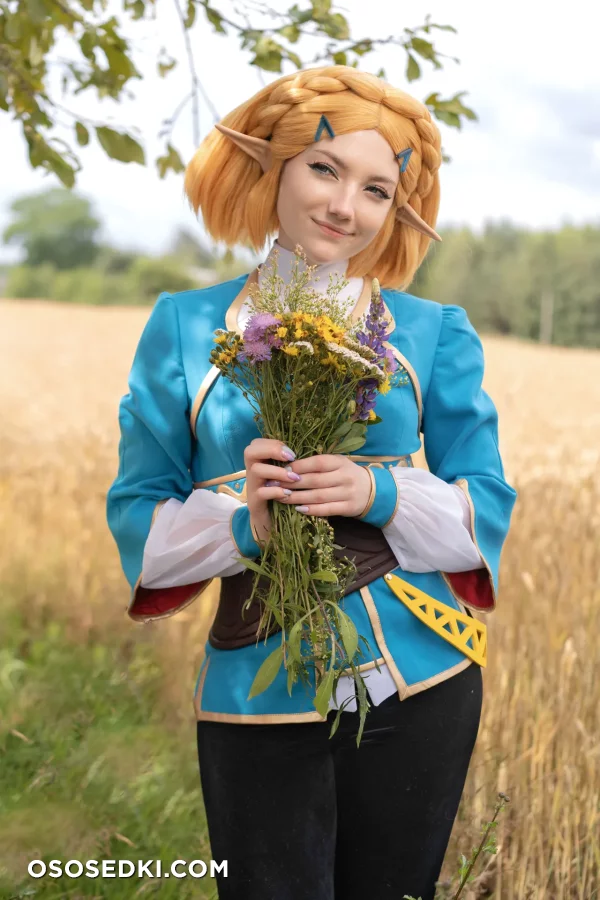 Carry Key - Princess Zelda - The Legend Of Zelda - 3