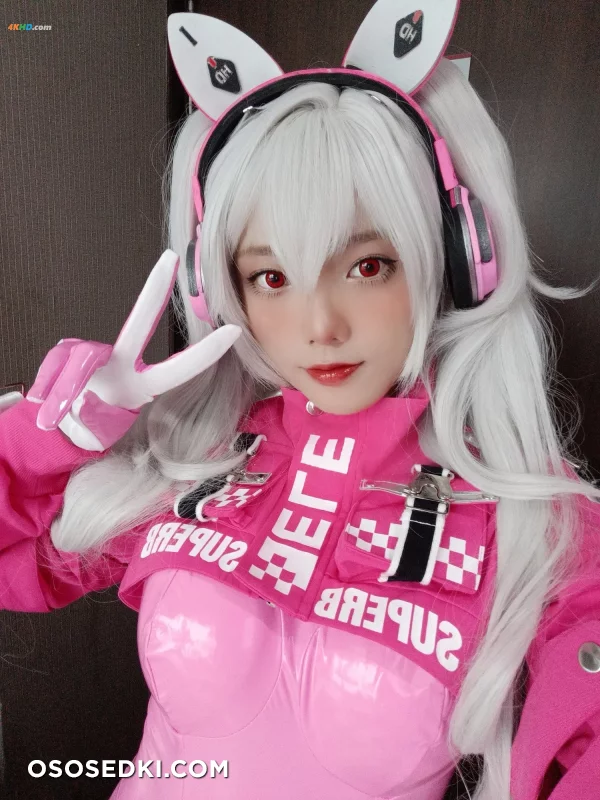 Messie Huang Alice - 25
