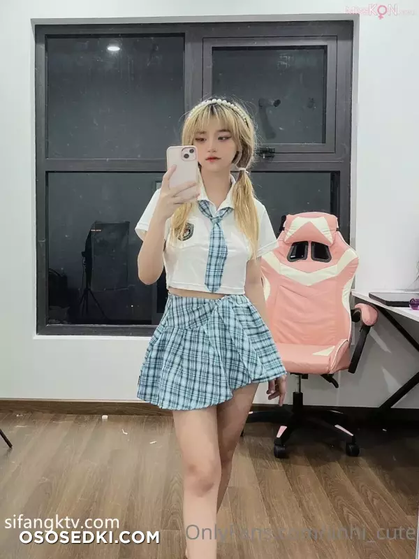 linhi_cute (yuumeilyn): 极品美奶反差婊网红私拍 - 69