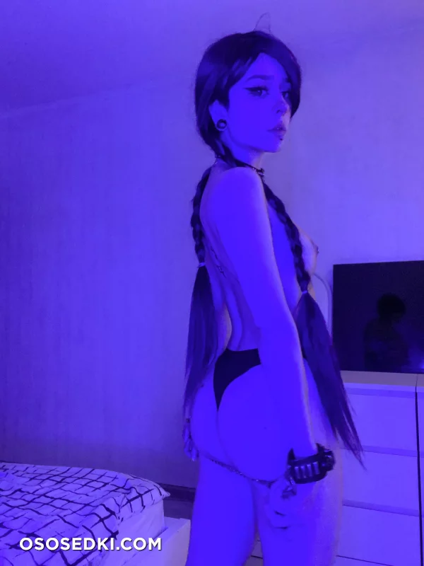 Alicia - 21