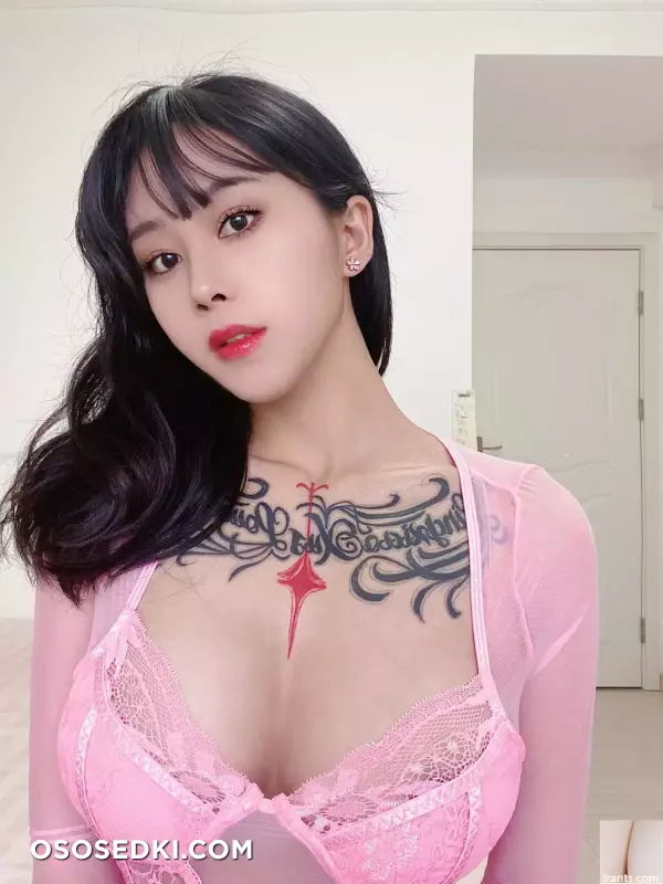 [Onlyfans] 福利姬 -鹤宇 美魔女私拍福利图 (六) - 14