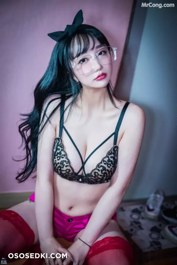 [BLUECAKE] Son Ye-Eun (손예은): Nude No Panty - 65