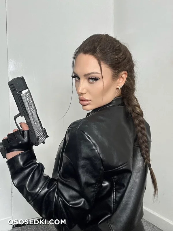 Jana - Lara Croft - Tomb Raider - 16