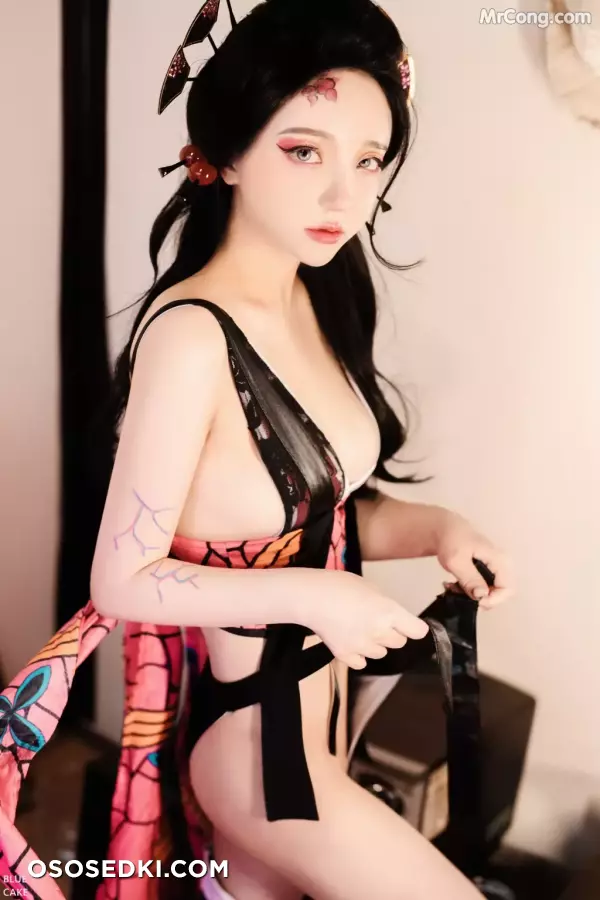 [BLUECAKE] Son Ye-Eun (손예은): RED ONI - 17