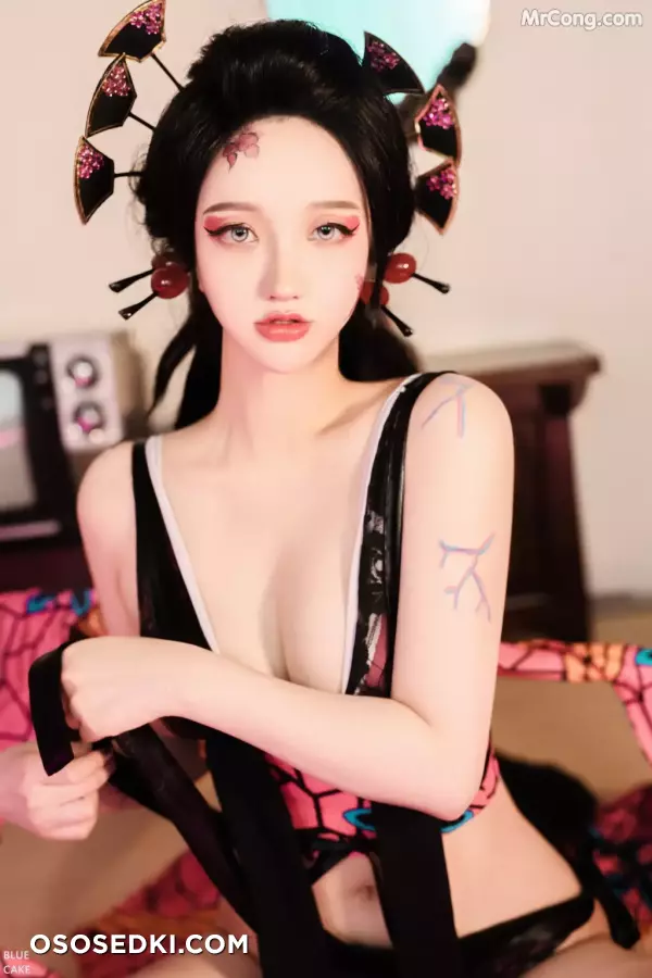 [BLUECAKE] Son Ye-Eun (손예은): RED ONI - 40