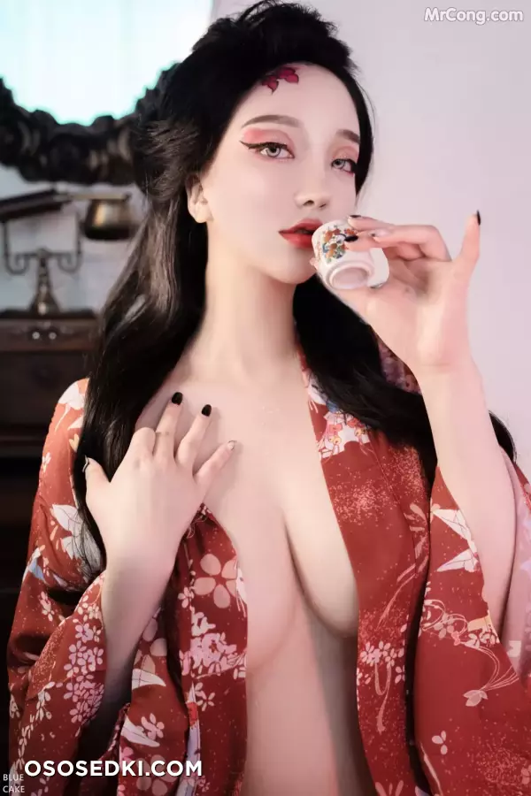 [BLUECAKE] Son Ye-Eun (손예은): RED ONI - 99