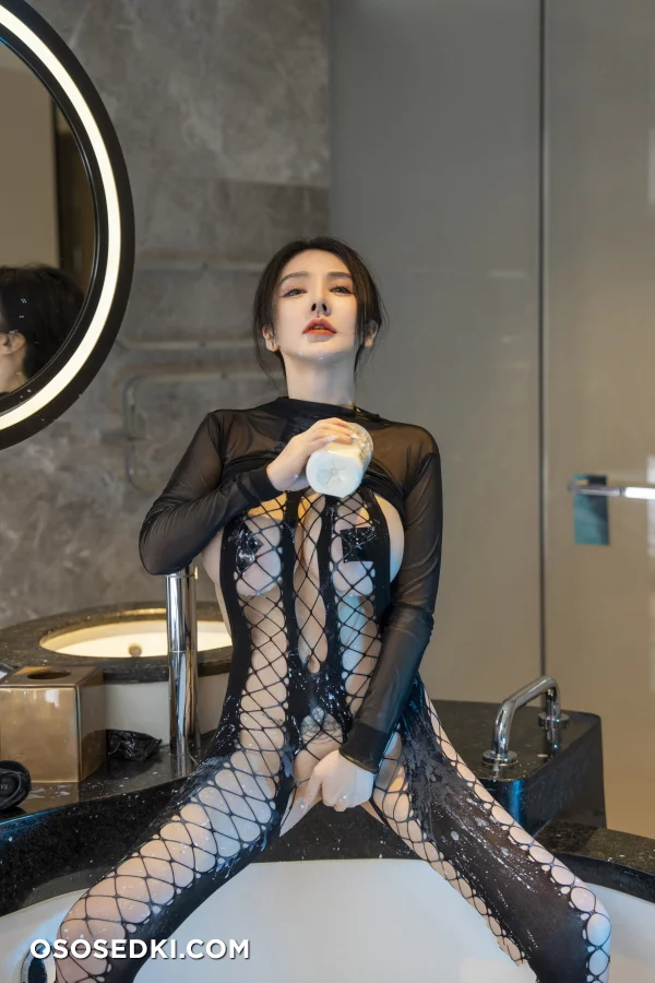潘娇娇 女神浴池诱惑 - 45