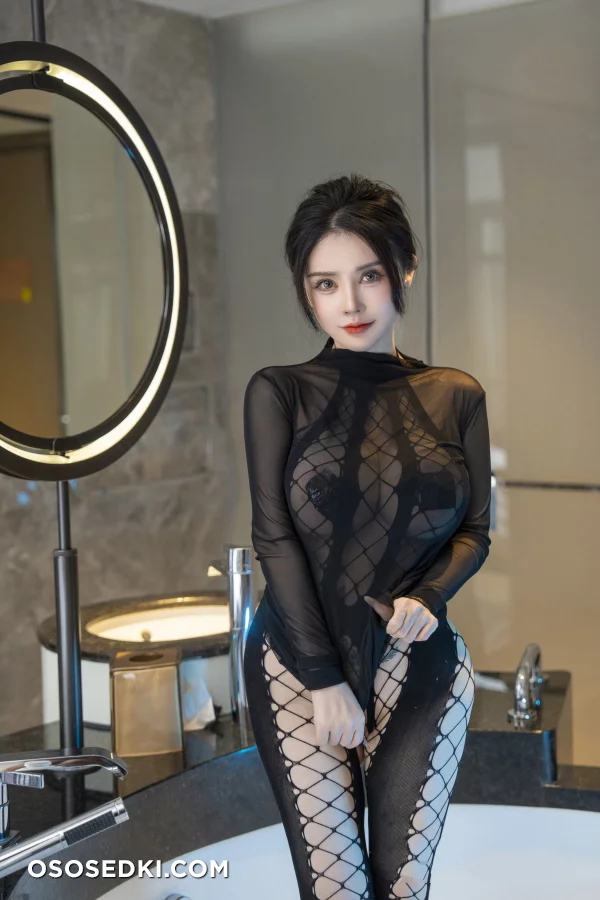 潘娇娇 女神浴池诱惑 - 7