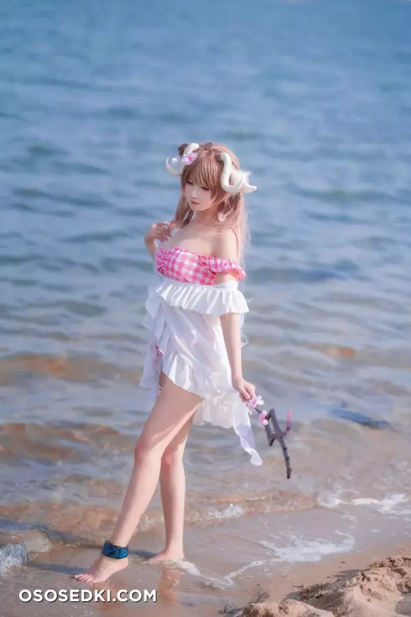 Third_69 - Lamb Swimmer - 18