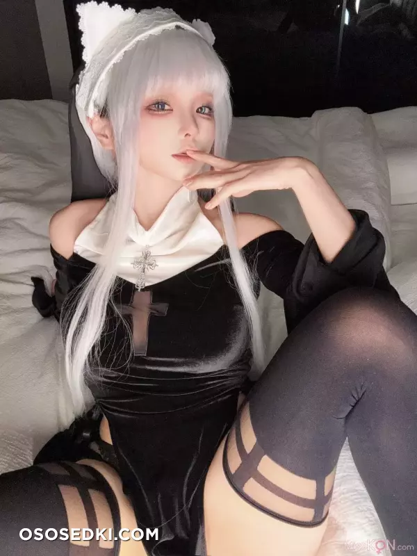 蠢沫沫 (chunmomo): 自拍March - 38