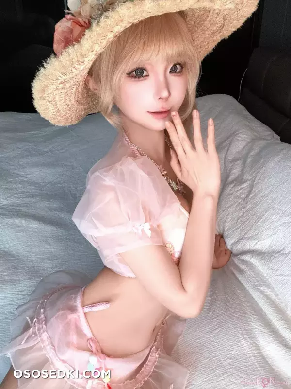蠢沫沫 (chunmomo): 自拍March - 47