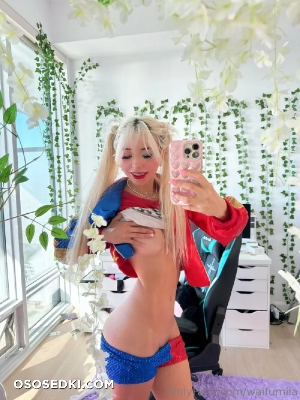 waifumiia  izzybunnies 102025 - 28