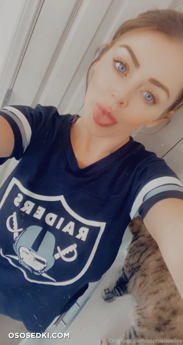 Sophie Dee - sophiedee - 1029