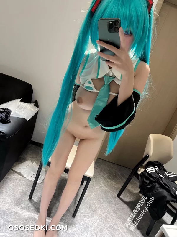 悠宝三岁 - Miku Hatsune - Vocaloid - 2