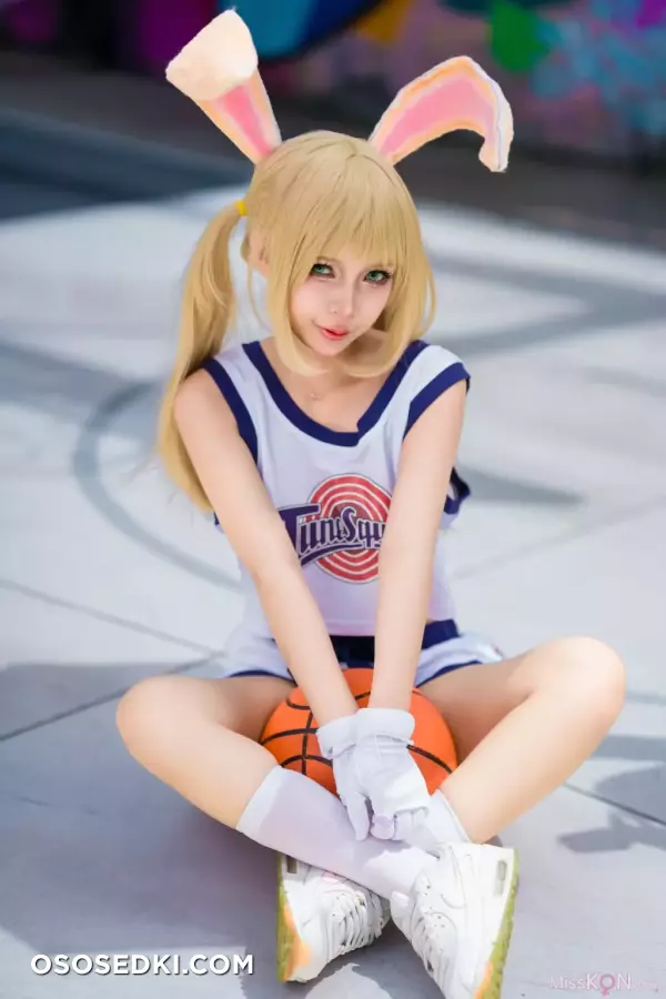 UmekoJ: Lola Bunny - 12